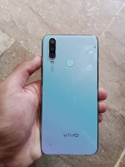Vivo Y17