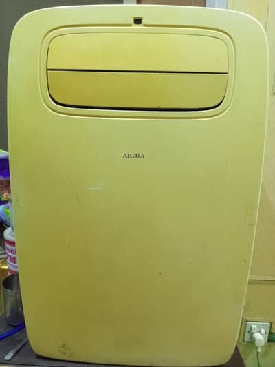 1 ton AC Japani Good Condition