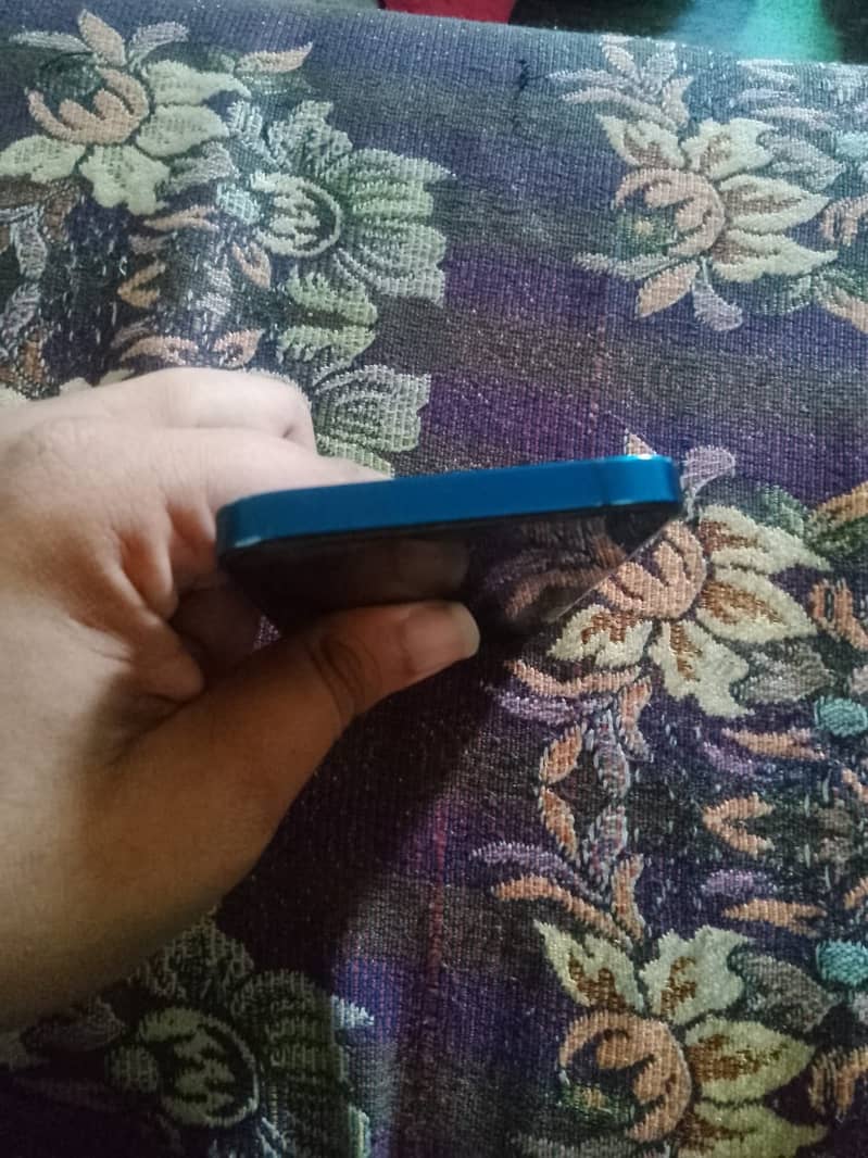 Iphone 12 3