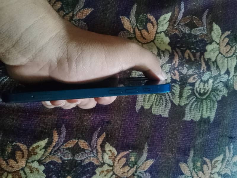 Iphone 12 5