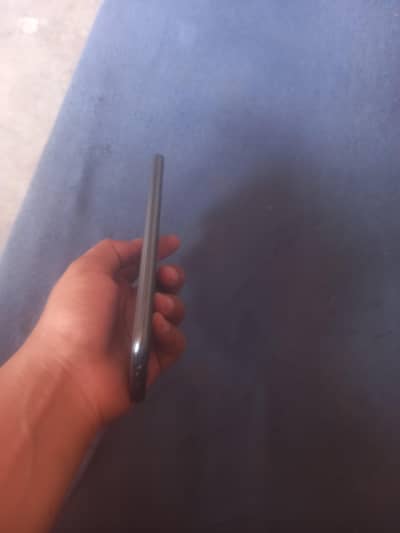Realme C25Y