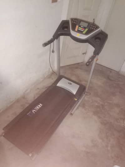 Revo Treadmill
