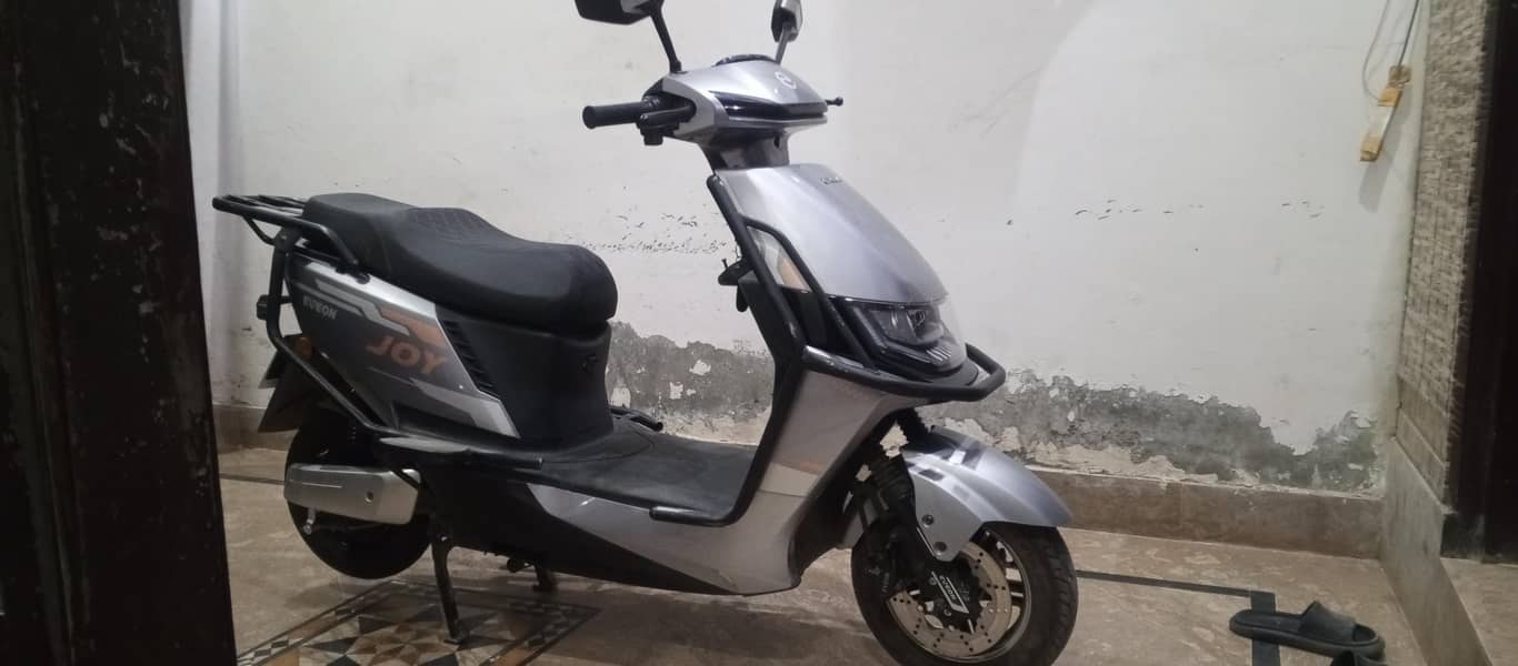 Almost new condition 2
