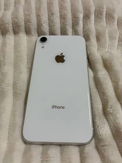 Apple iPhone XR