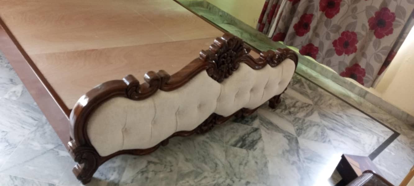 king bed 2