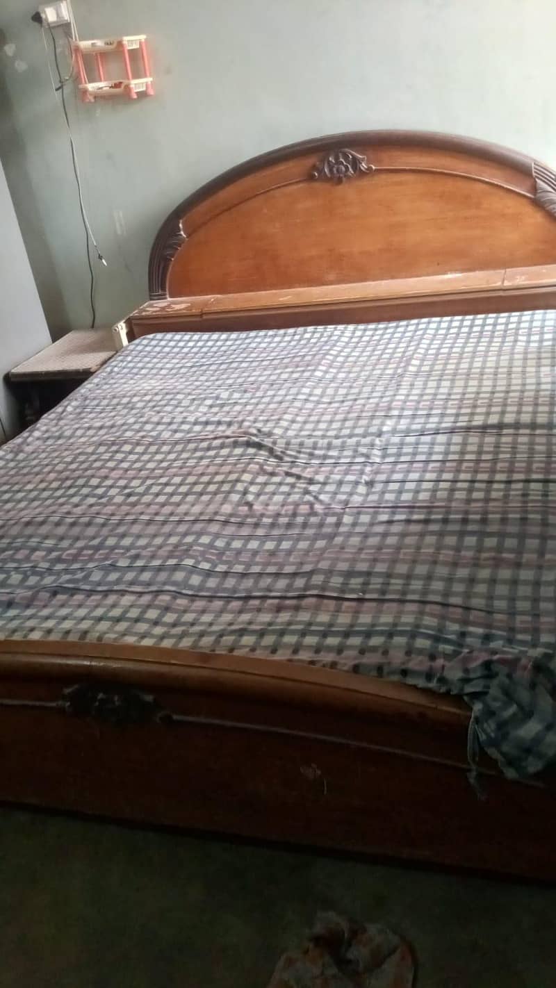 king size bed 2