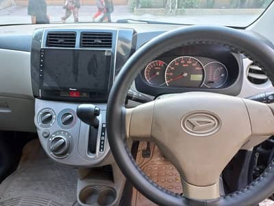 Daihatsu Mira 2010