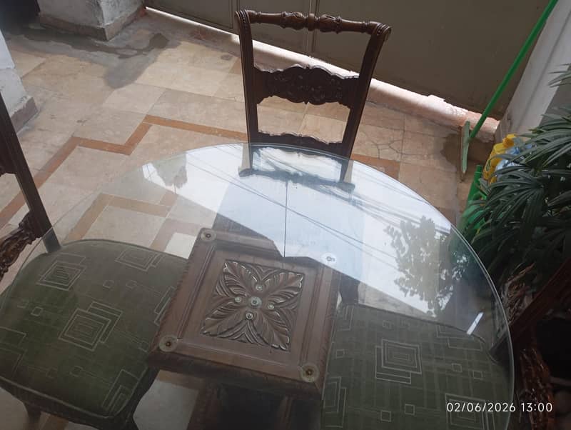 dining table with 4 chairs 2