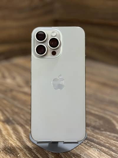Apple iPhone 15 Pro Max