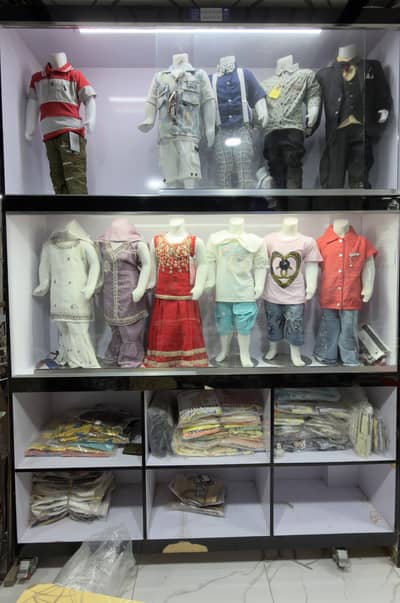 Garments windows & shelf’s
