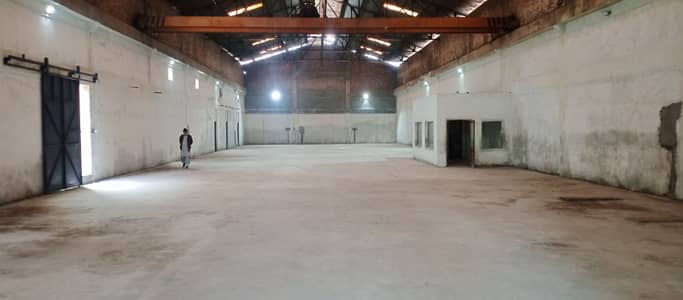 3 Kanal Warehouse Available For Rent