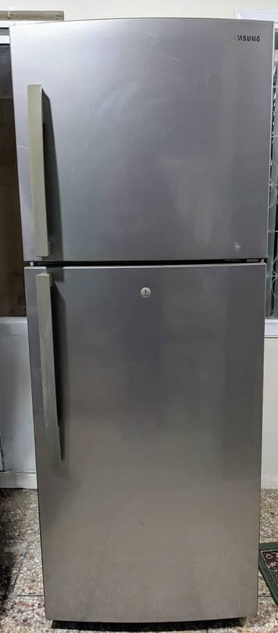 Samsung Refrigerator Freestanding 351 L, Good as new