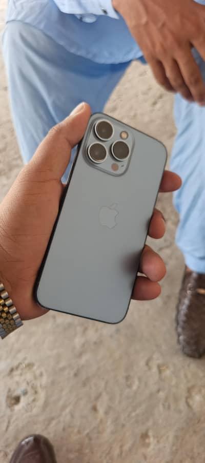 health 100 hai  water pack 256Gb Condition 10/9  jv hai only phone hai
