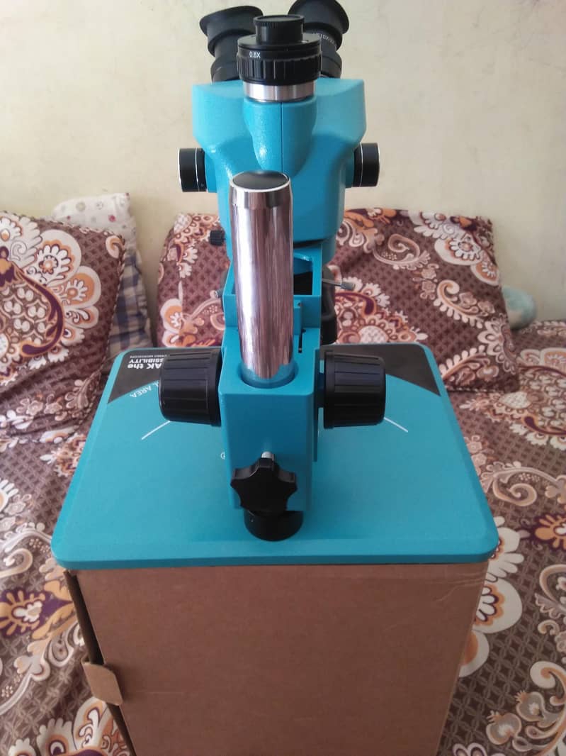 RF-7050 pro Microscope 2