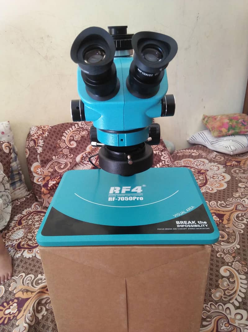 RF-7050 pro Microscope 3