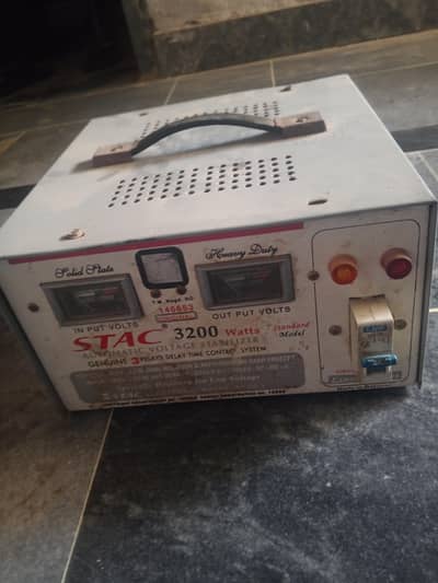STAC 3200W Voltage Stabilizer – Working Condition 