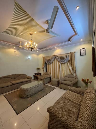 1 KANAL DOUBLE STOREY HOUSE SLIGHTLY USED FOR SALE WAPDA TOWN LAHORE