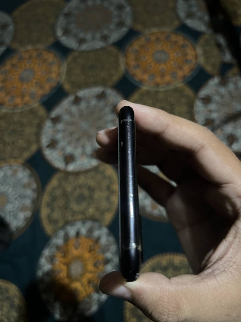 Apple iPhone 7 Plus 5