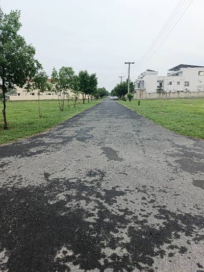 Residential Plot Of 1 Kanal Available In IEP Engineers Town - Block D3