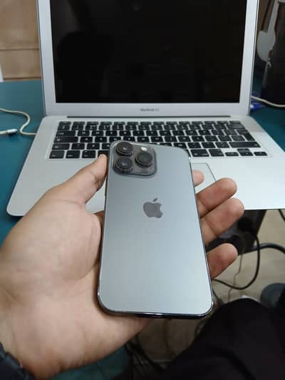 Apple iPhone 13 Pro