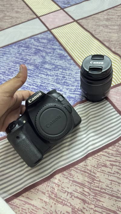 DSLR - Canon 70d with Lens
