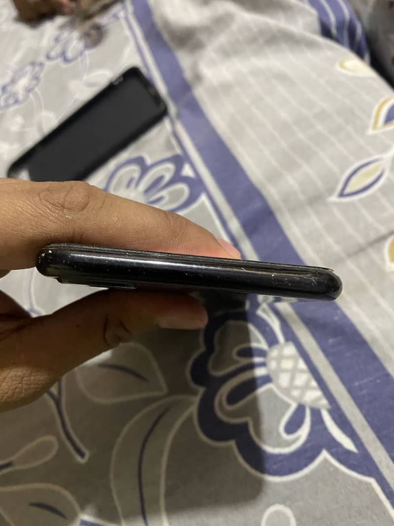 Apple iPhone 7 Plus 1