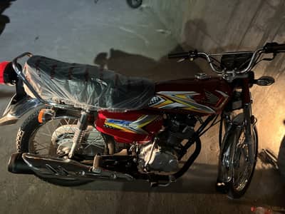 2025 Honda 125 | Low Mileage | Red Color