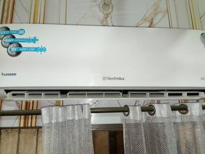 ELECTROLUX SEA-2075-QB ALL OKAY 10/10 CONDITION