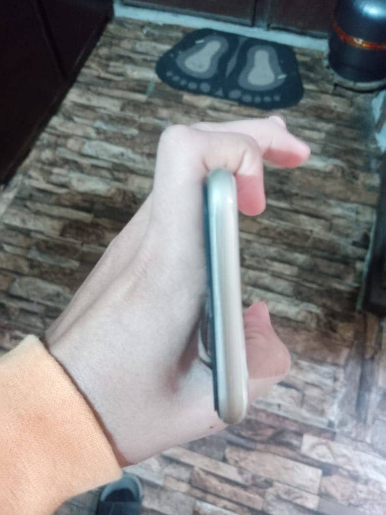 Apple iPhone 11 5