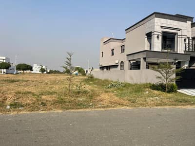 T Block 1 Kanal Beautiful Location Near to Carrefour Best oppertunity for Residential Purpose