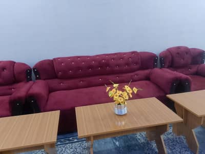 I am saling sofa set