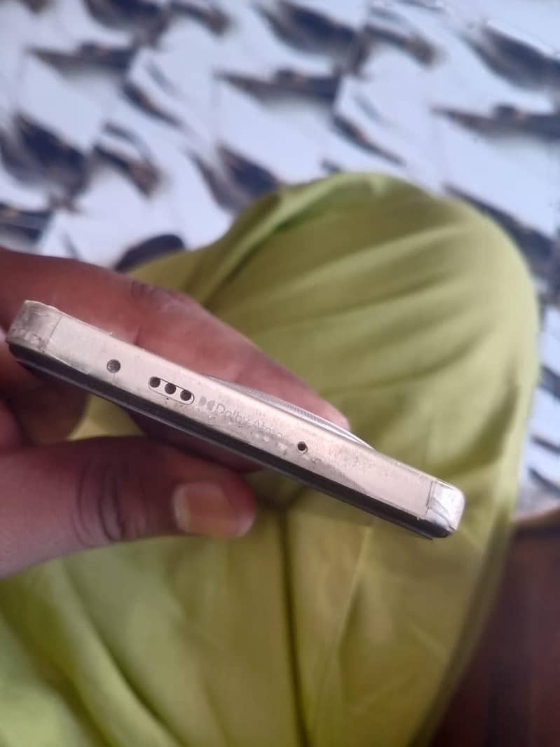 Tecno CAMON 30 5