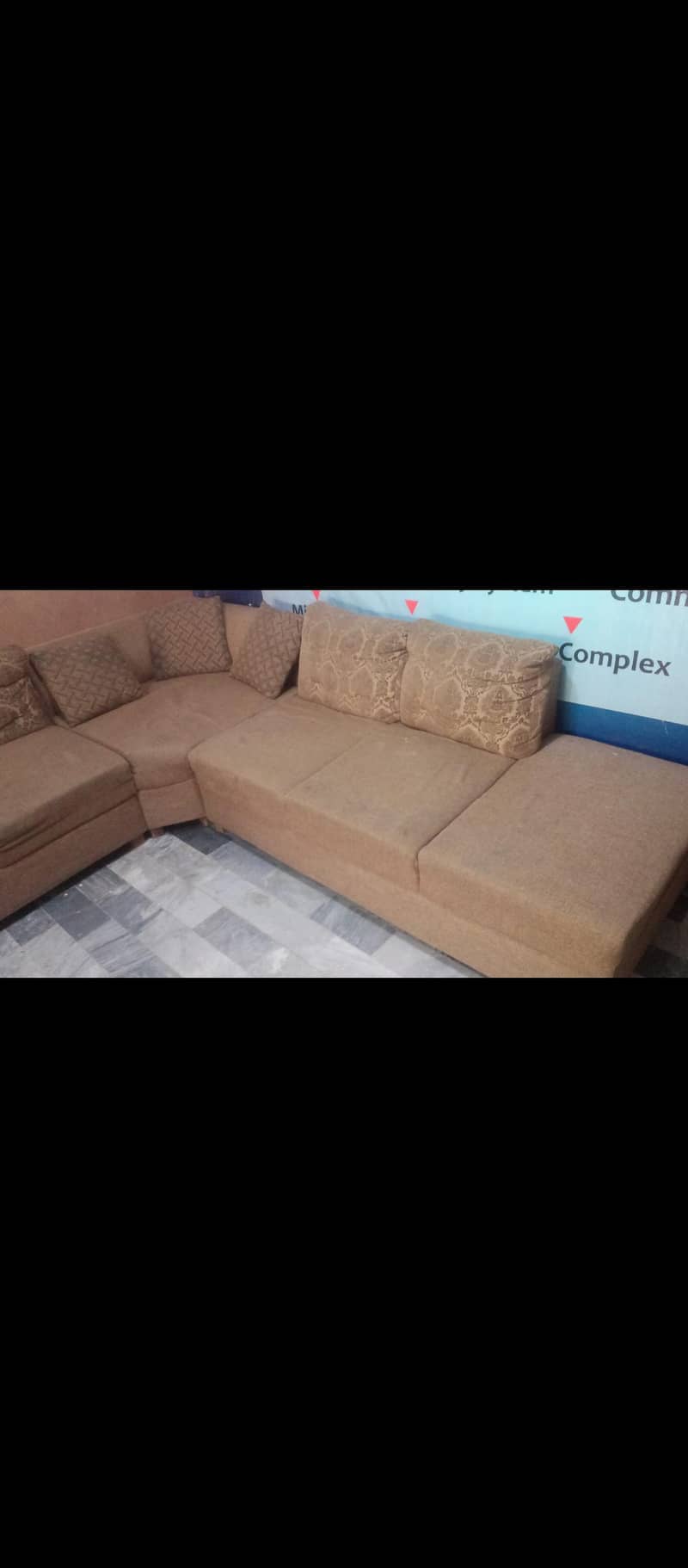 L shape sofa 0