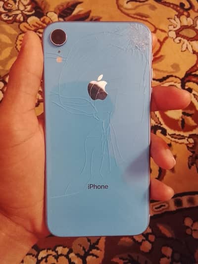 iPhone XR (urgent sale)