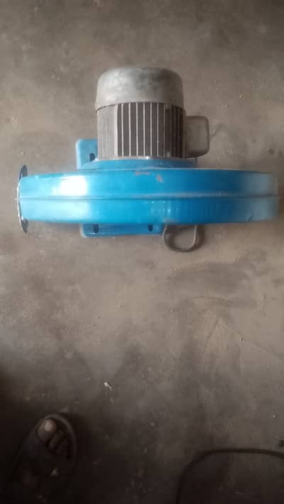 BOUNCING CASTLE PUMP 0.75 HP  For Jumping Caslte (یہ مشین پونے کی ہے)