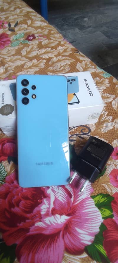 Samsung A32 6gb 128 . with box charger without open exchange possible