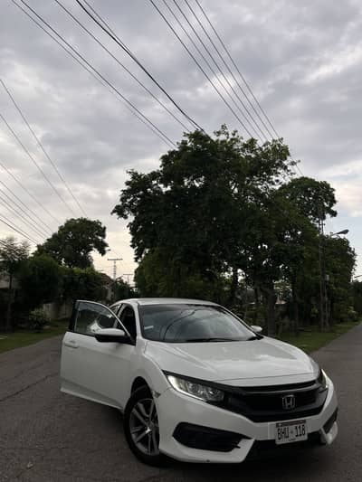 Honda Civic Oriel 2017