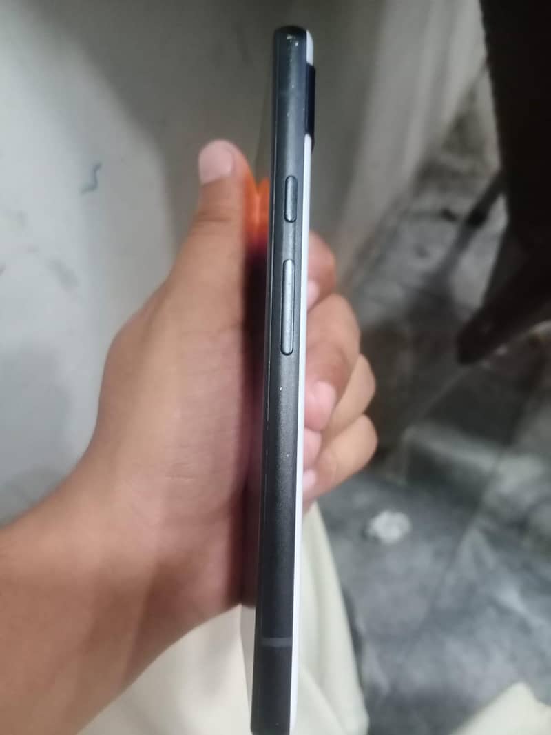 Google Pixel 6a 4