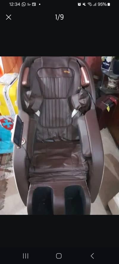 Zero uGEM Massage Chair