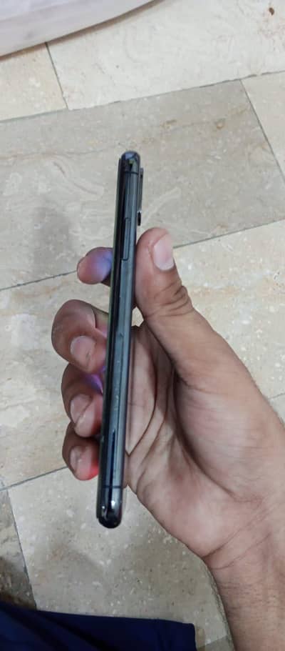 Apple iPhone X