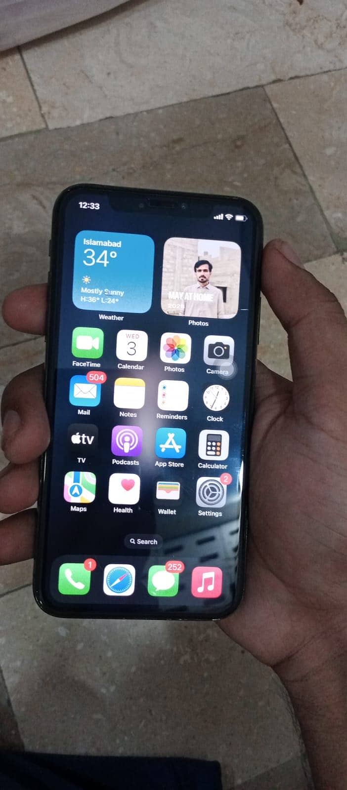 Apple iPhone X 3