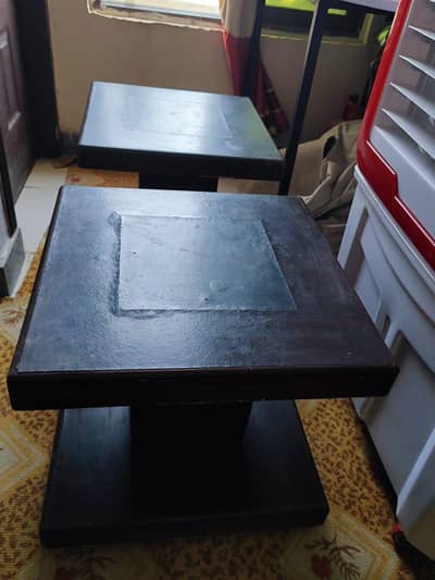 table set solid wood material in good condition