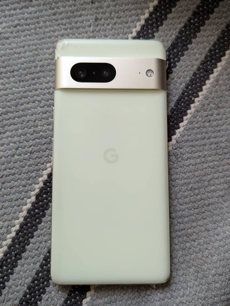 Google Pixel 7 5