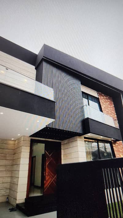 Prime Location 01 Kanal House For Sale