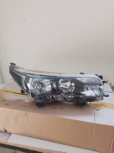 Head lights corolla Altis 2017