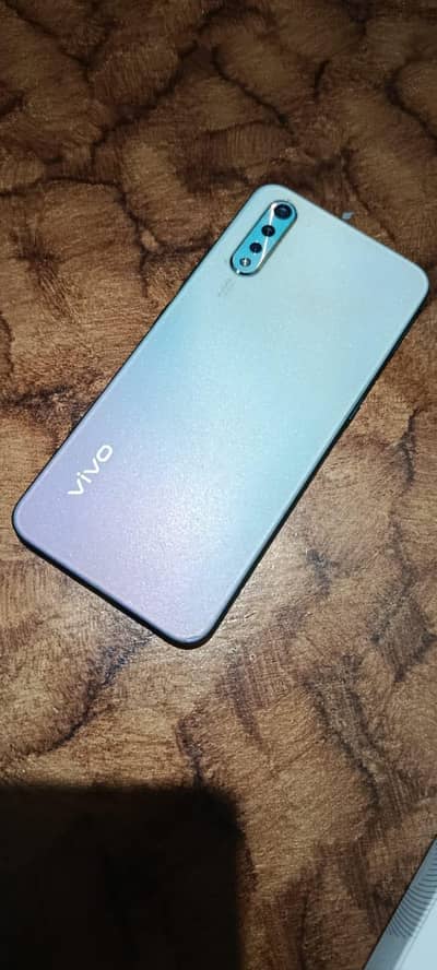 Vivo S1
