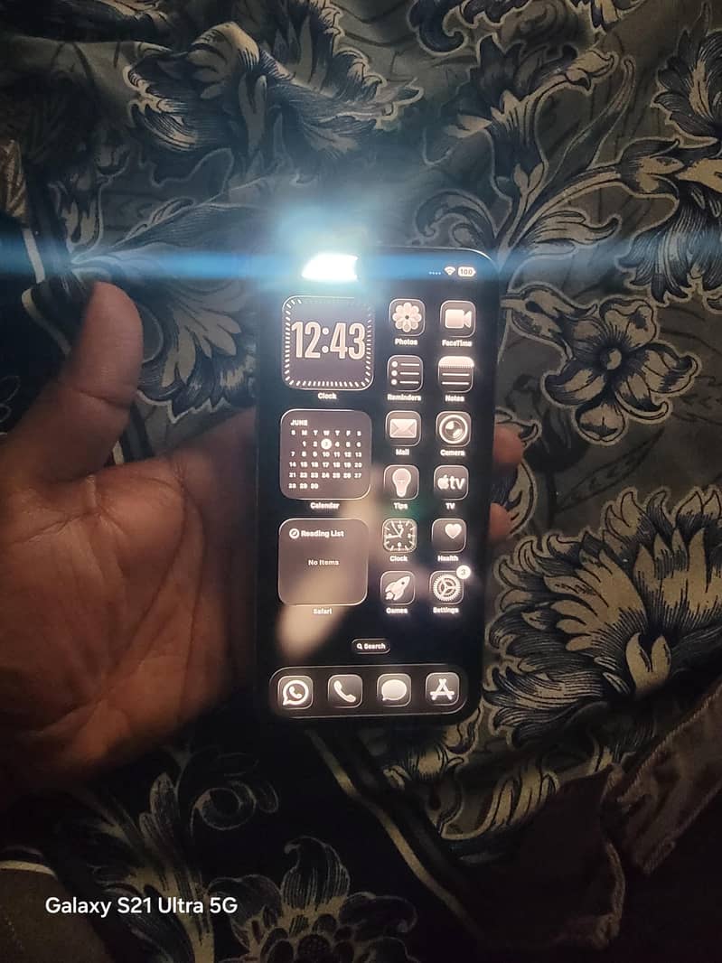 led panel 15 Pro Max 2