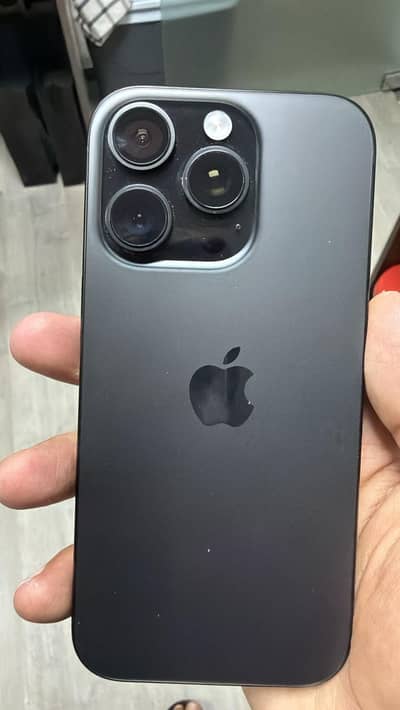 Apple iPhone 16 Pro