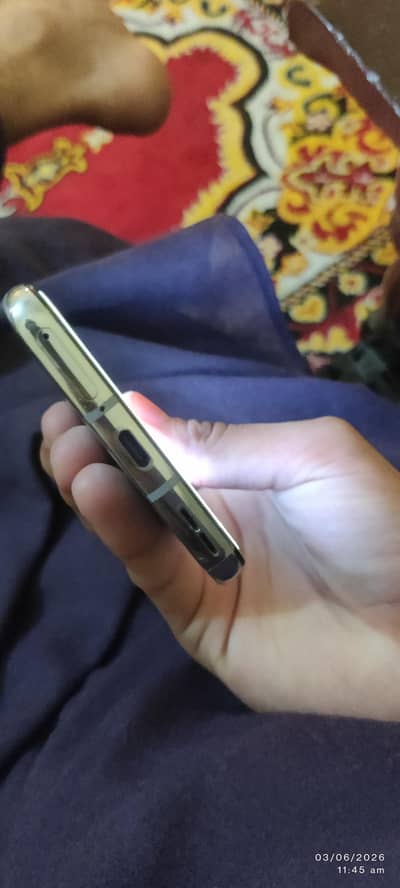 One Plus 8T 256GB 10by10 lash condition ni any single scratch