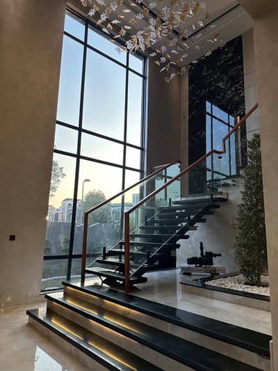10 Marla House for Rent in Sector D, Bahria Town Lahore Prime Location